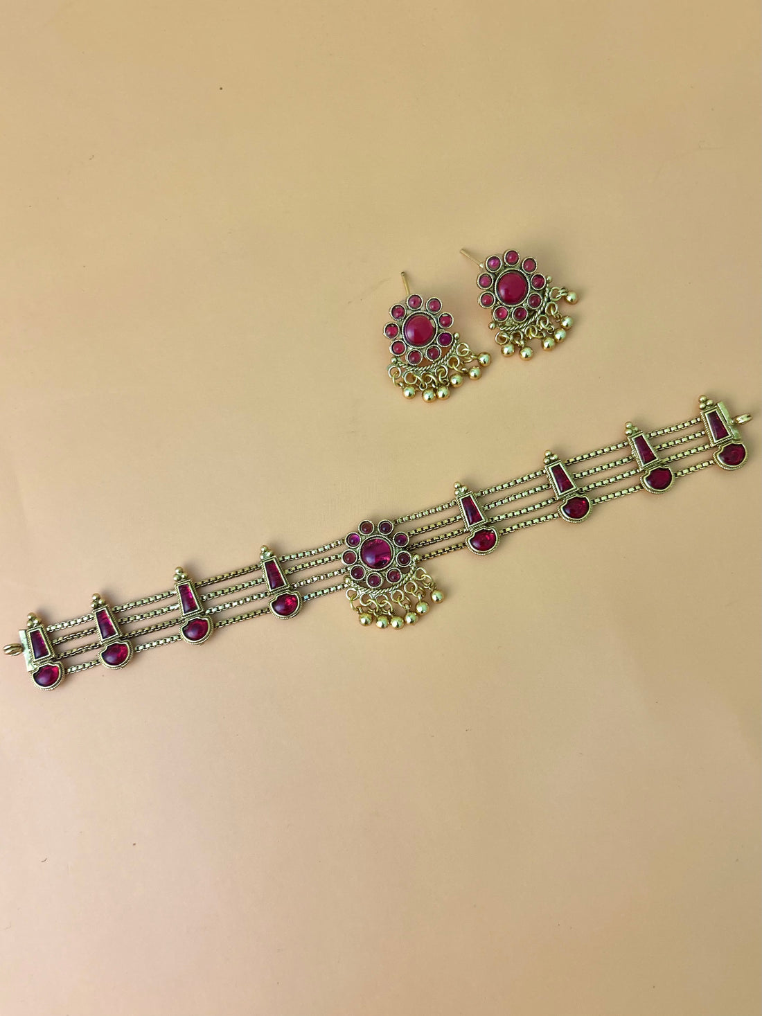 Kemp Pink Neckpiece Set