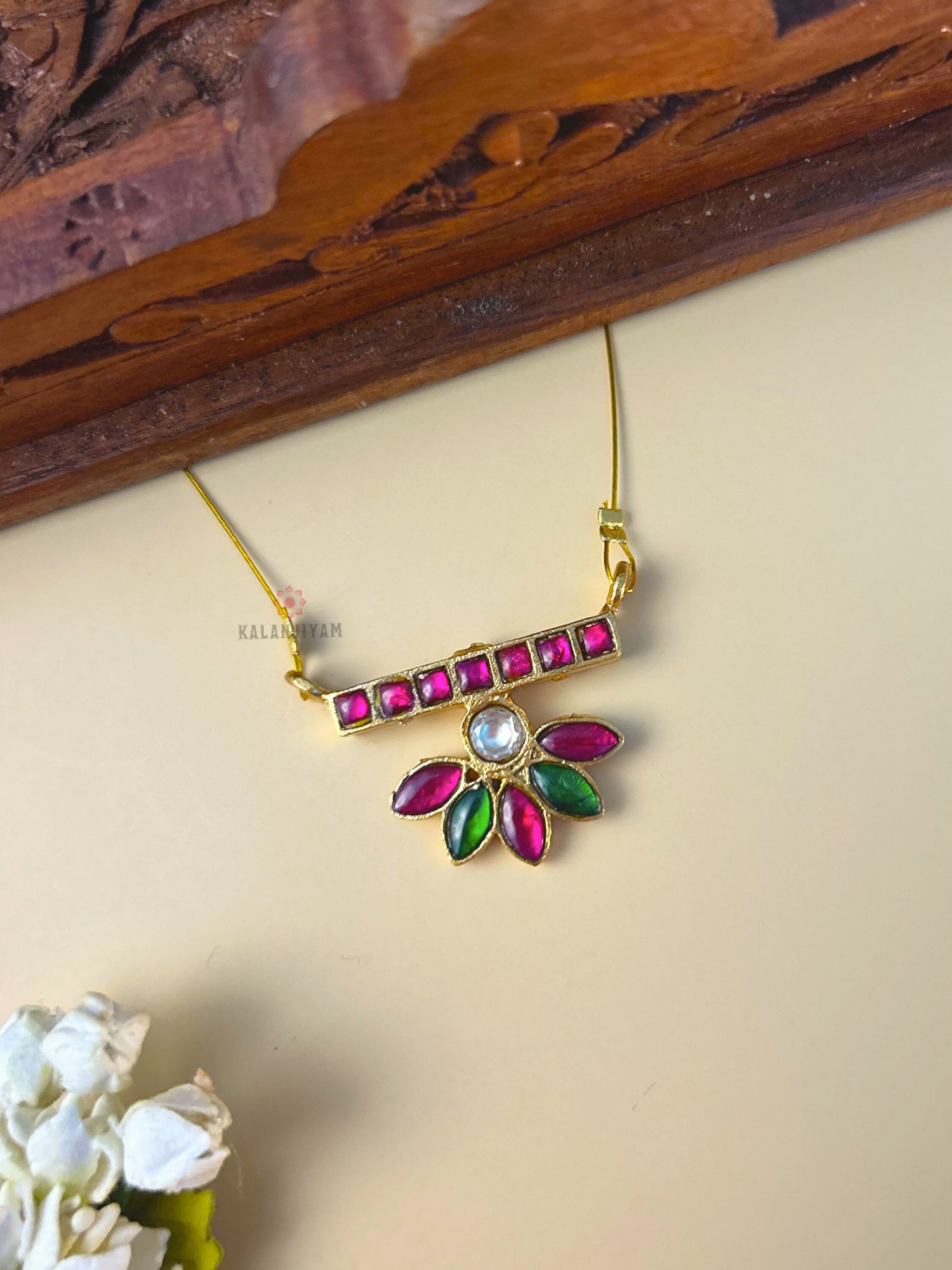 Floral Rectangle Jadau Neckpiece