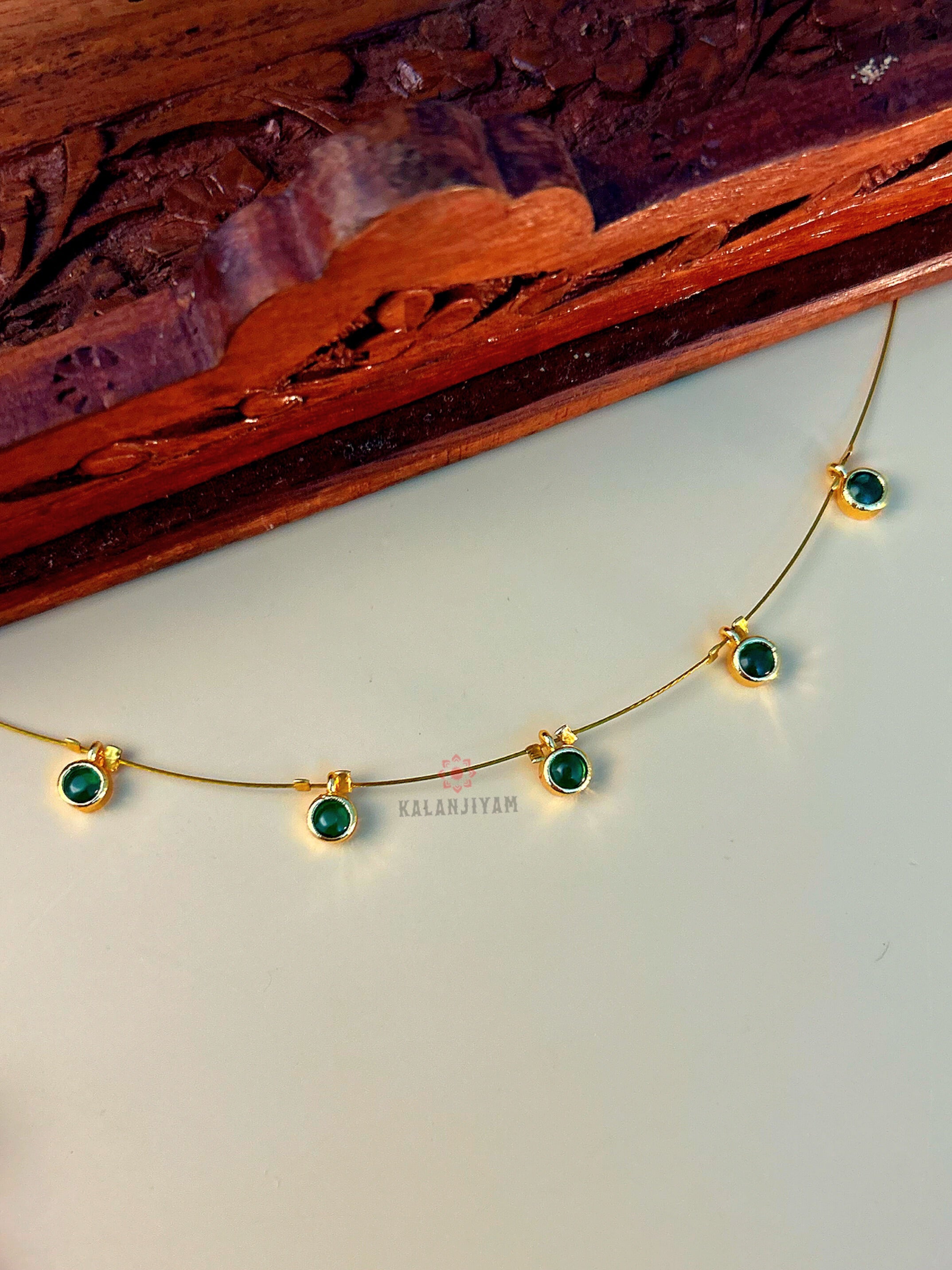 Round Embossed AD Neckpiece