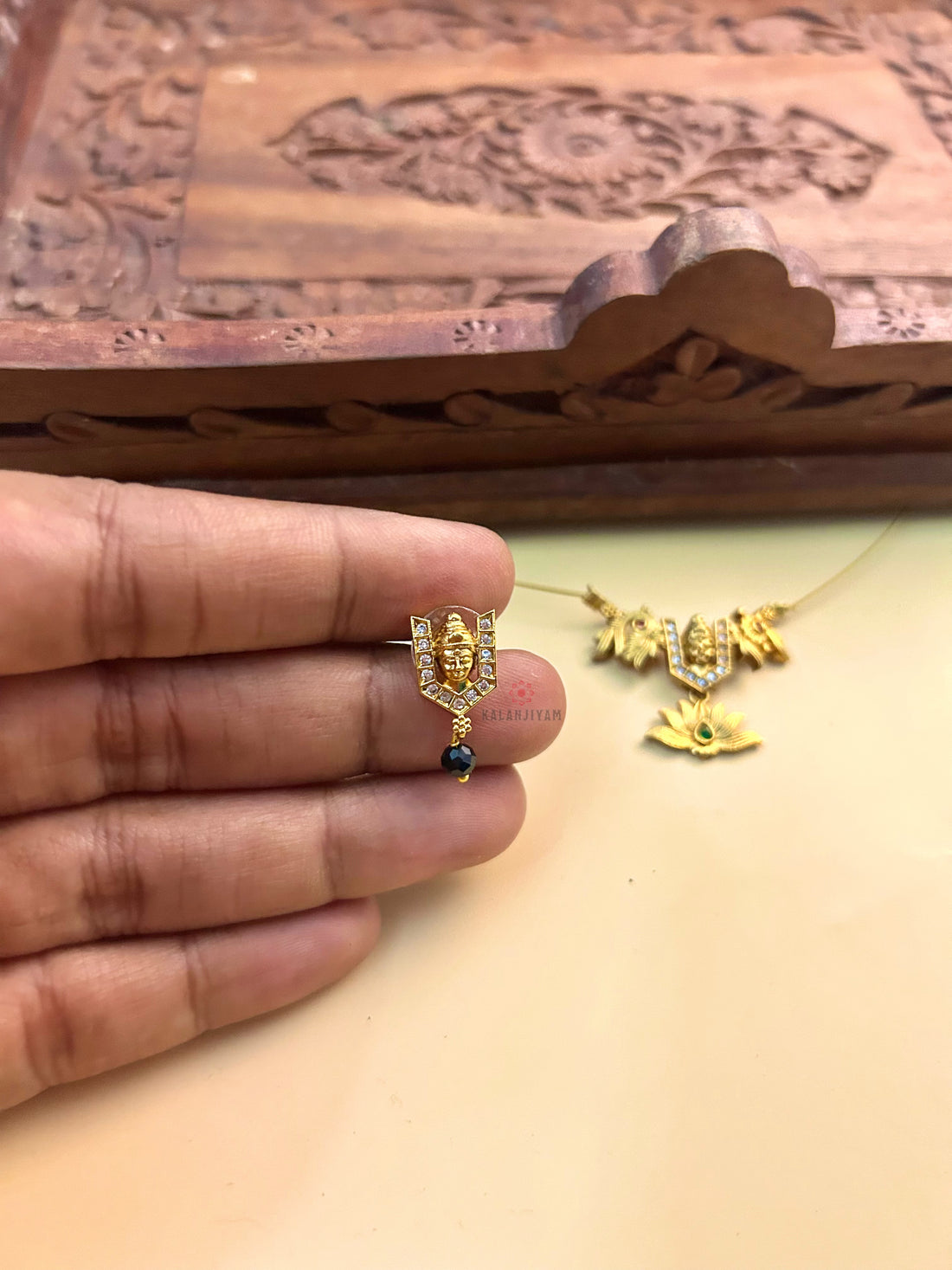 Perumal Neckpiece Set