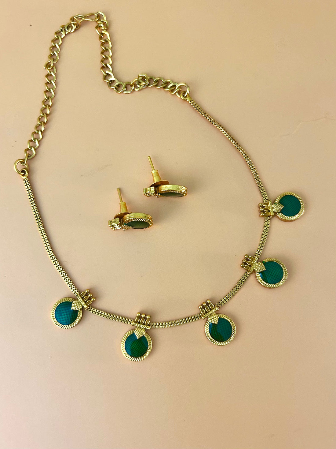Palakka Enamel Neckpiece Set
