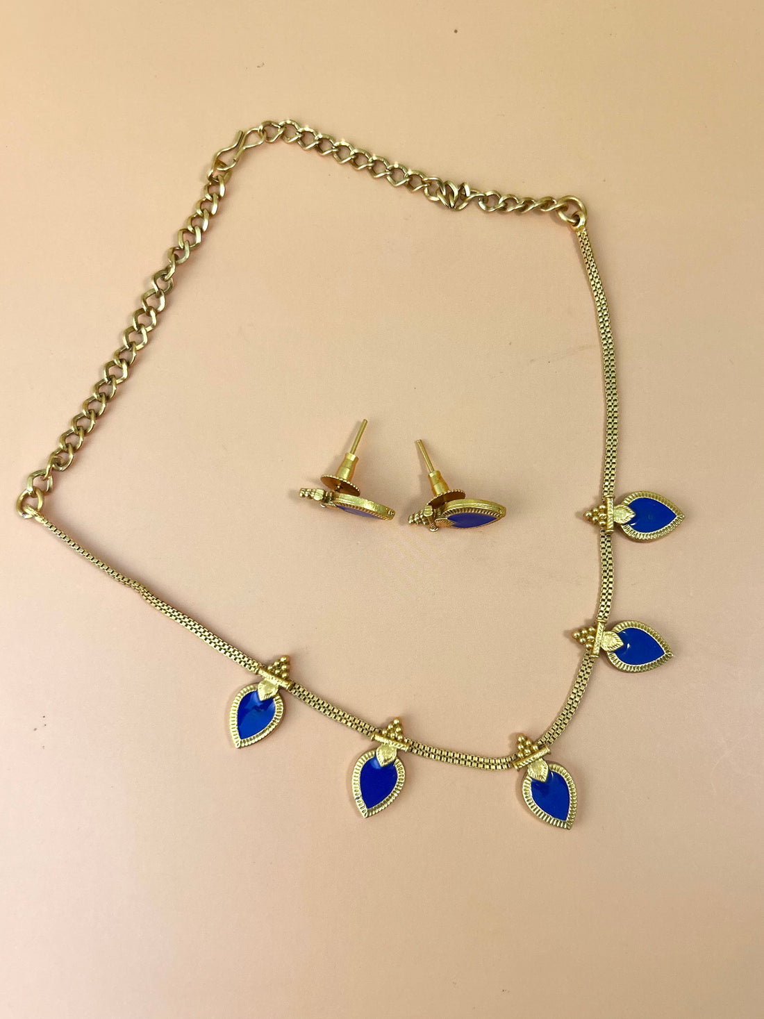 Blue Palakka Neckpiece Set