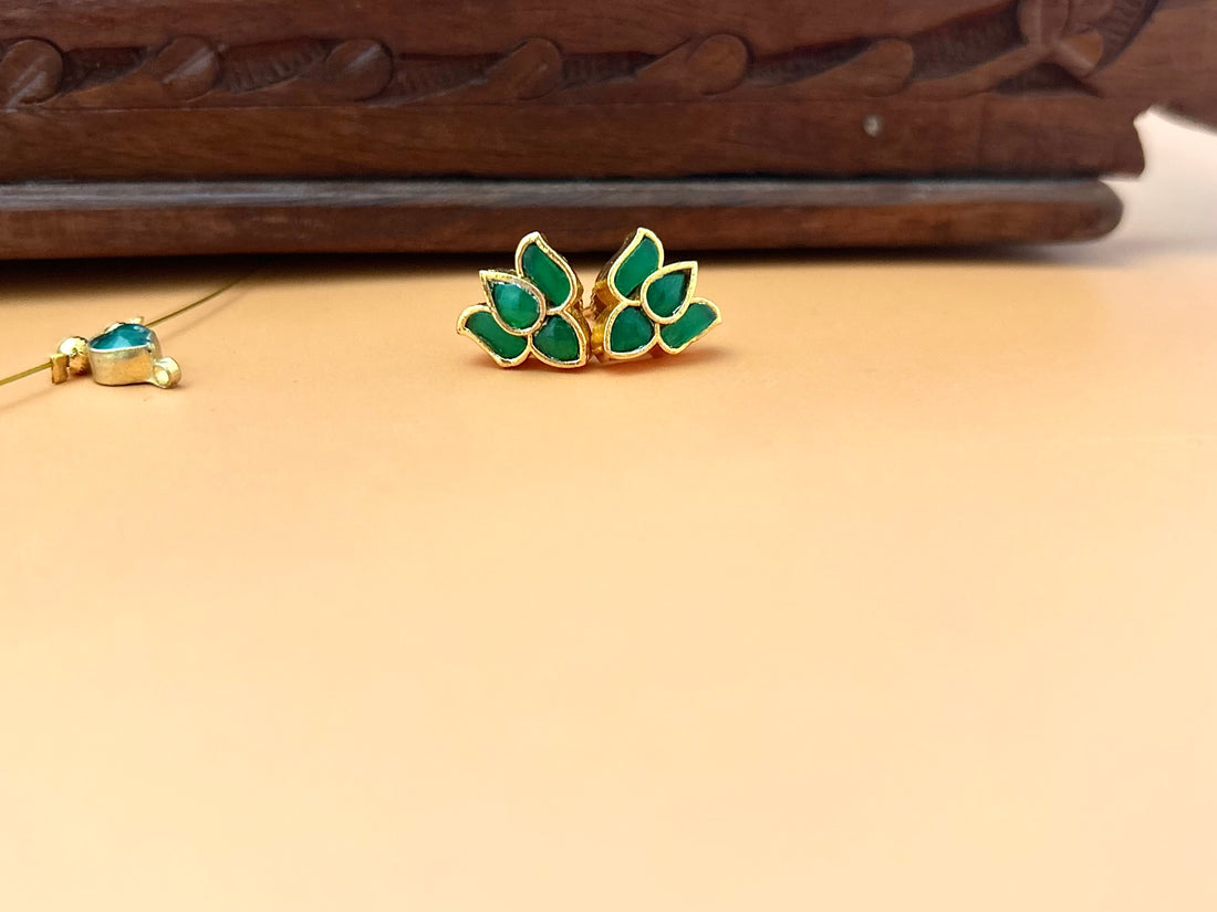 Green Red Lotus Neckpiece Set
