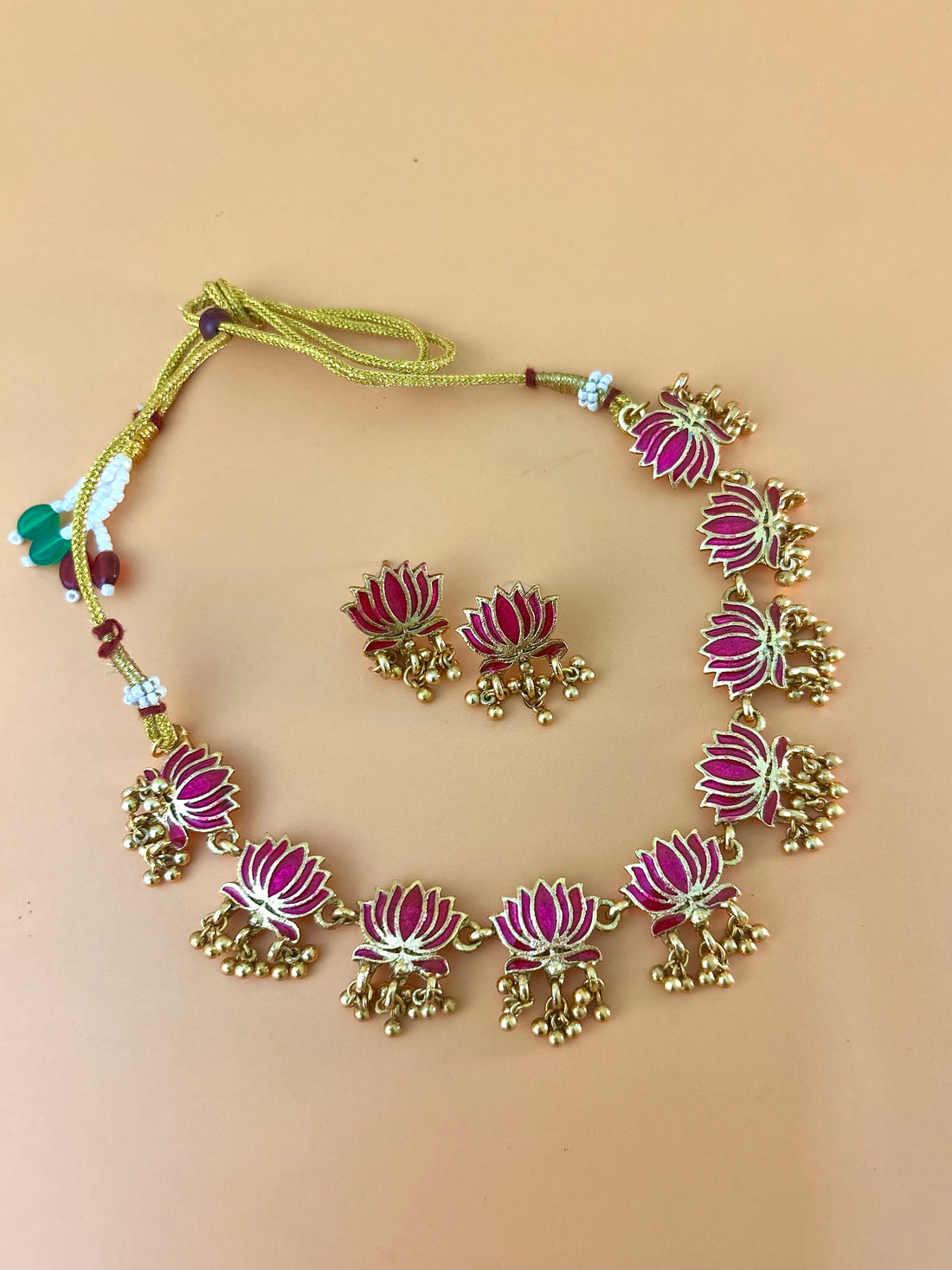 Lotus Beaded Neckpiece Set