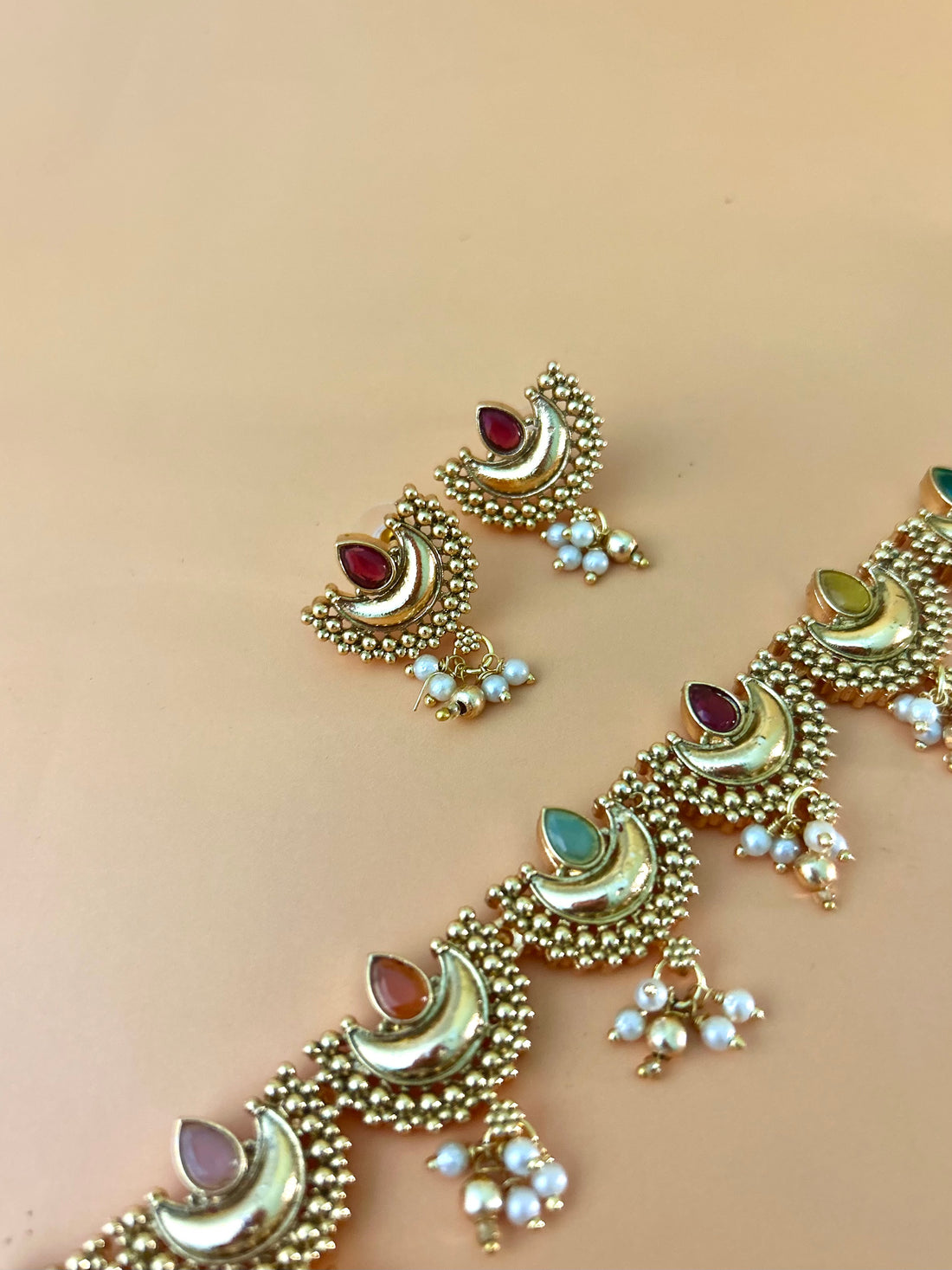 Pirai Multicoloured Neckpiece Set