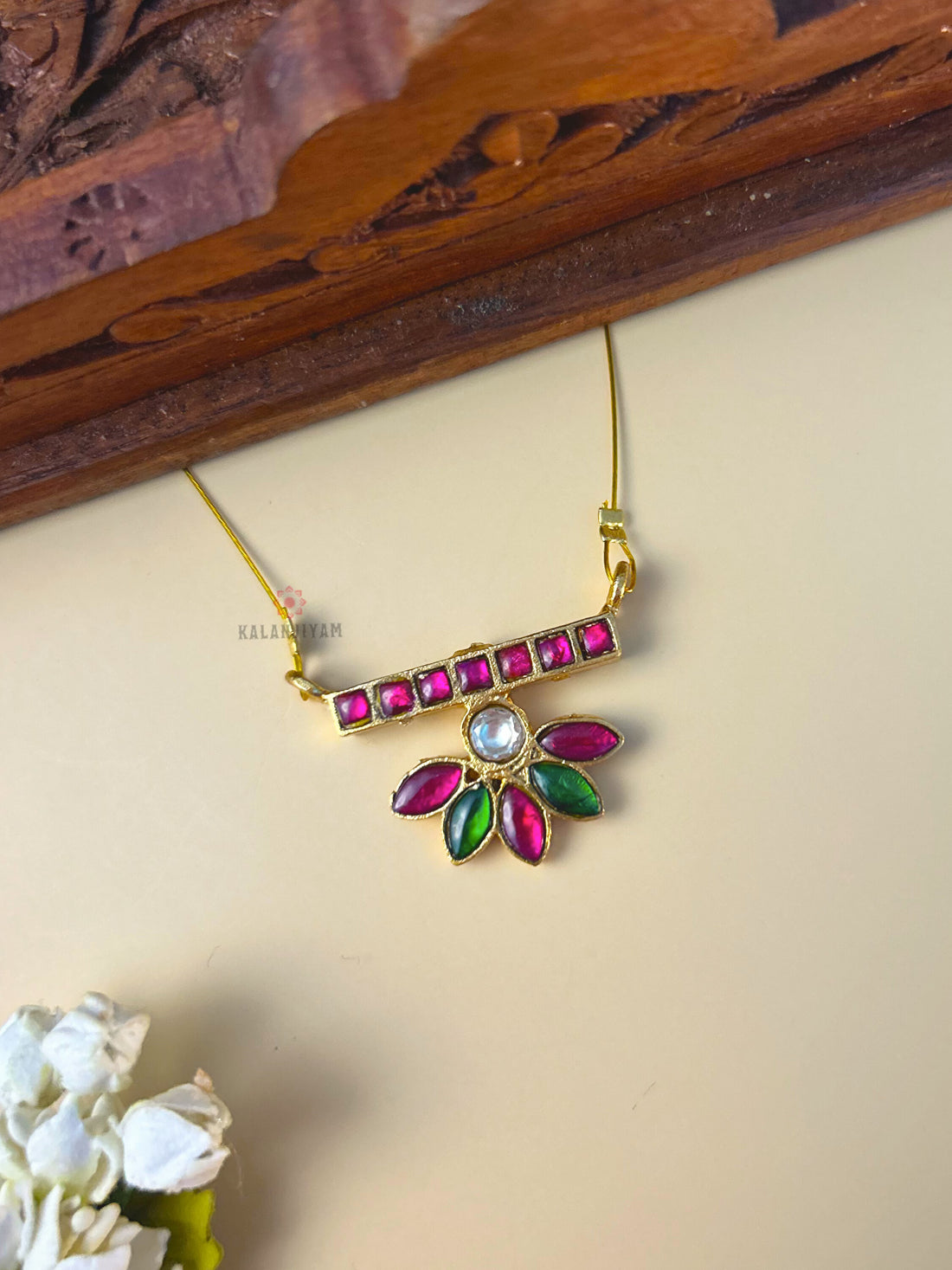 Floral Rectangle Jadau Neckpiece