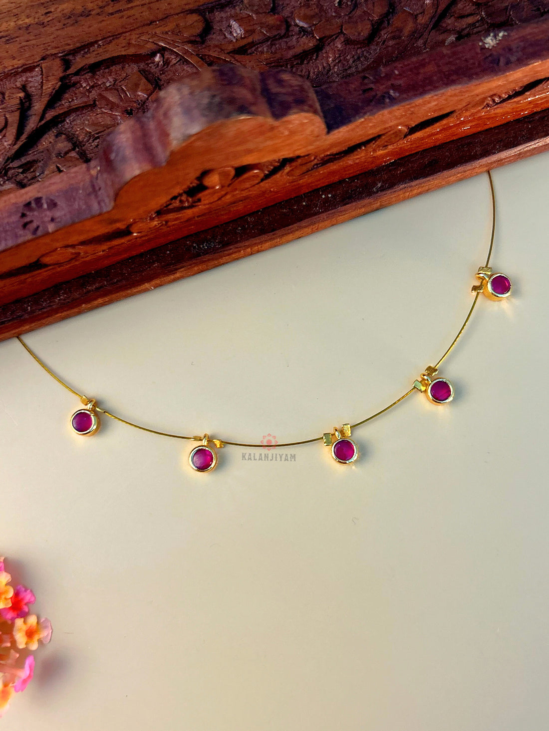 Round Embossed AD Neckpiece