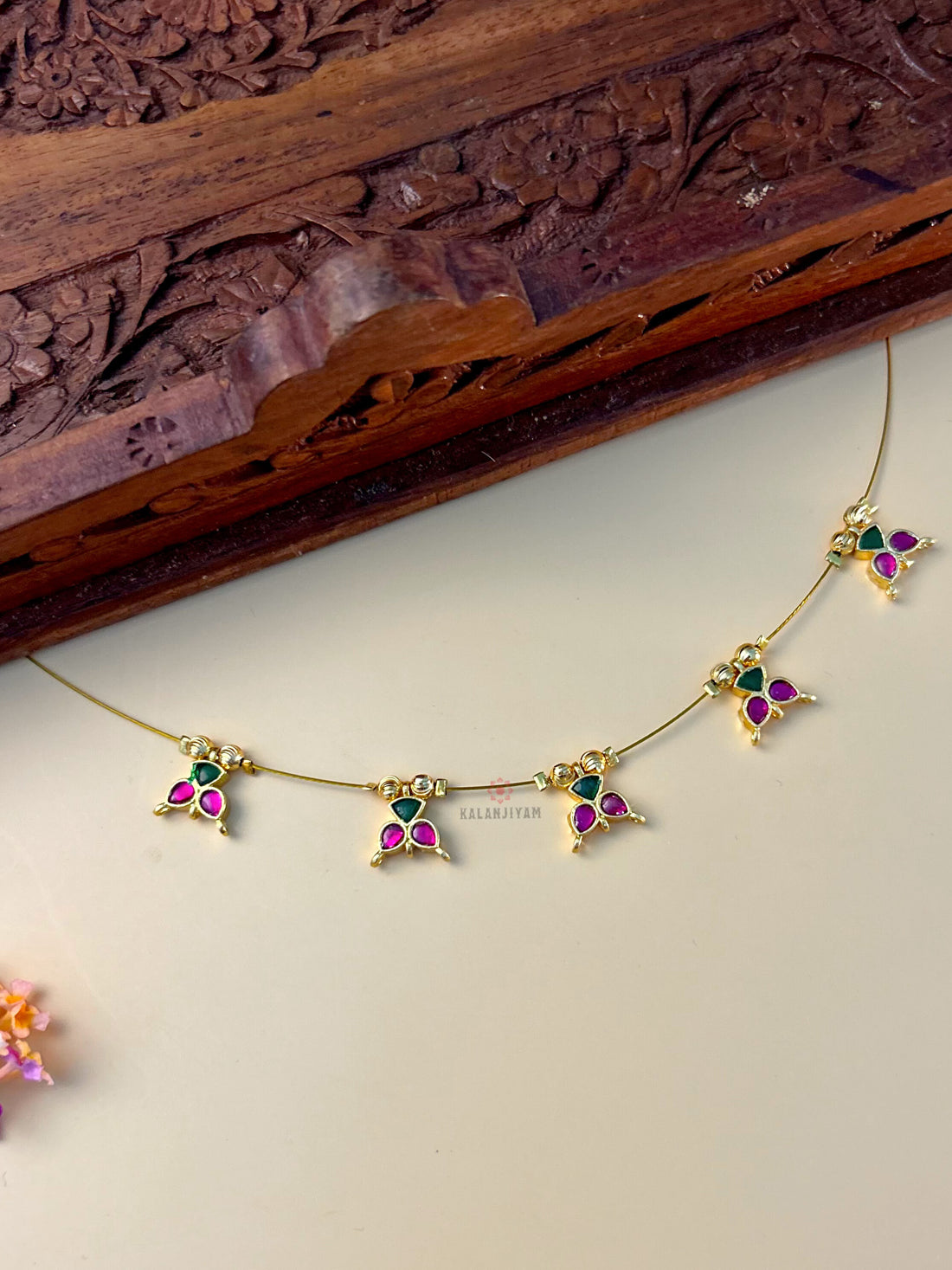 Small Jadau Kundan Neckpiece