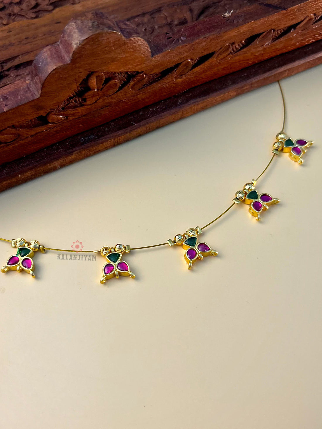 Small Jadau Kundan Neckpiece