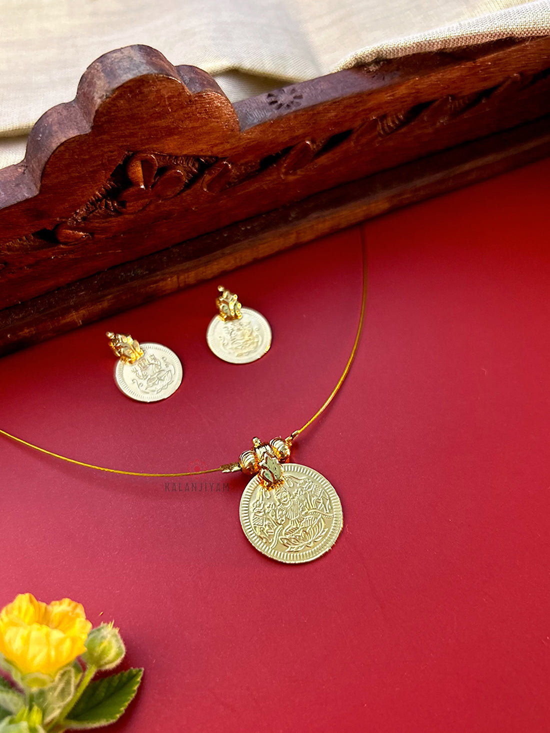 Single Lakshmi Coin Neckpiece Set